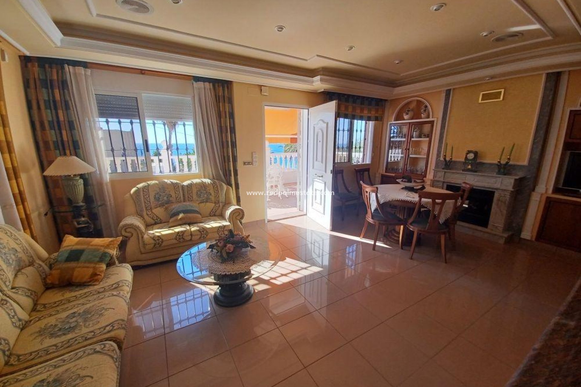 Revente - Villa -
Torrevieja