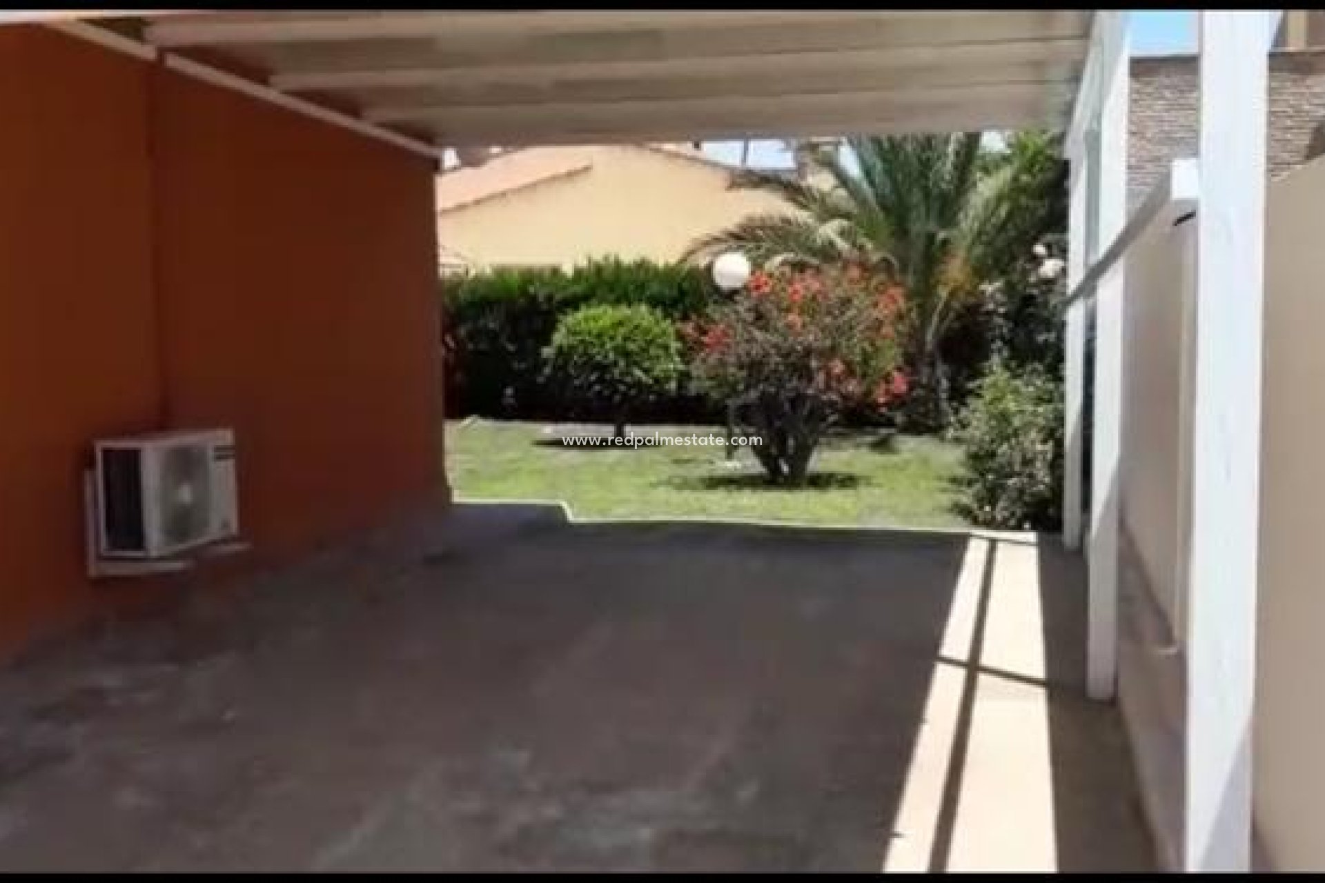 Revente - Villa -
Torrevieja