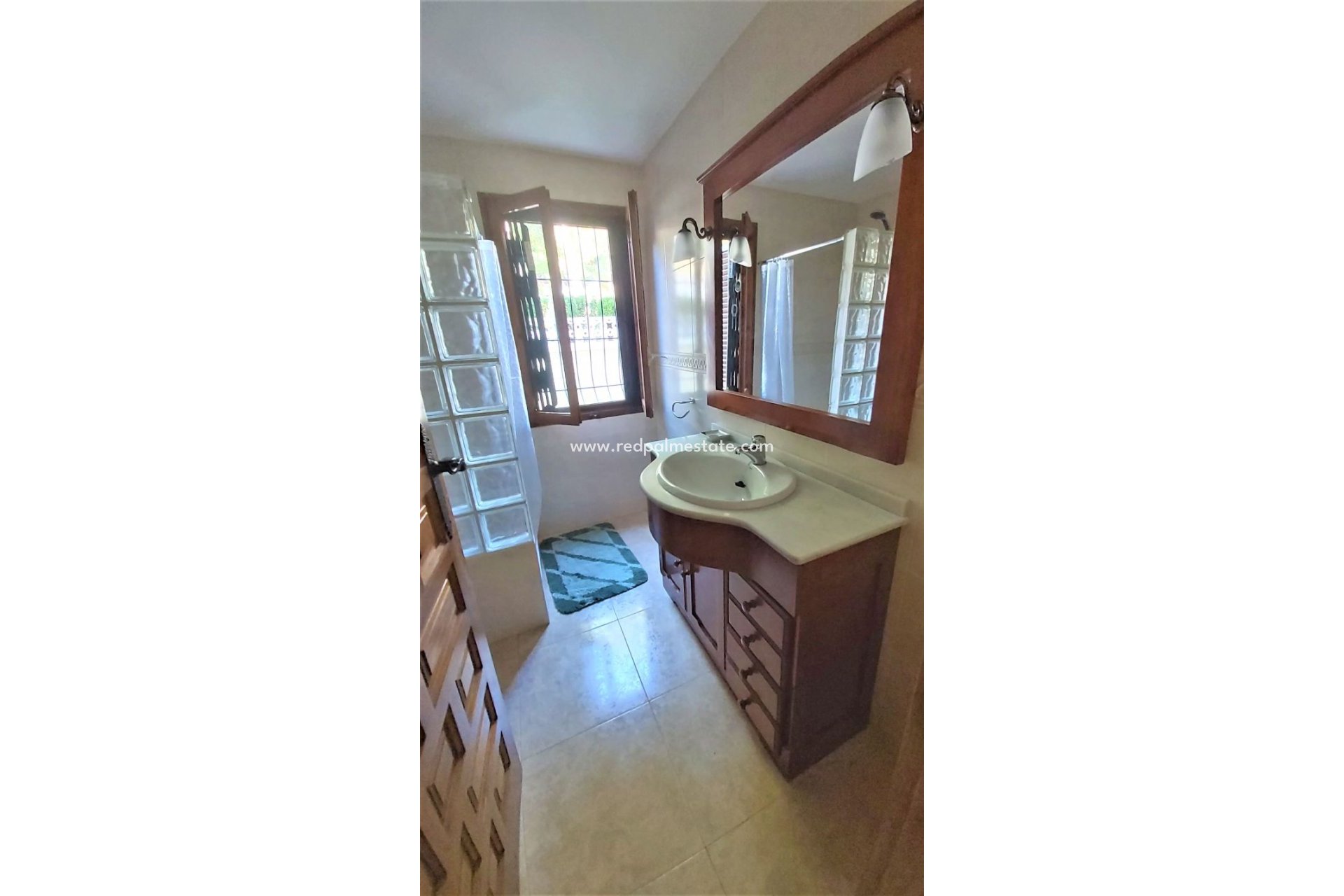 Revente - Villa -
Torrevieja