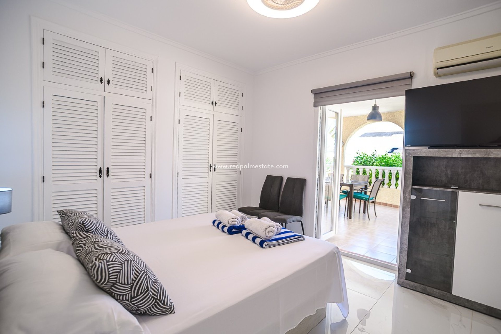 Revente - Villa -
Torrevieja