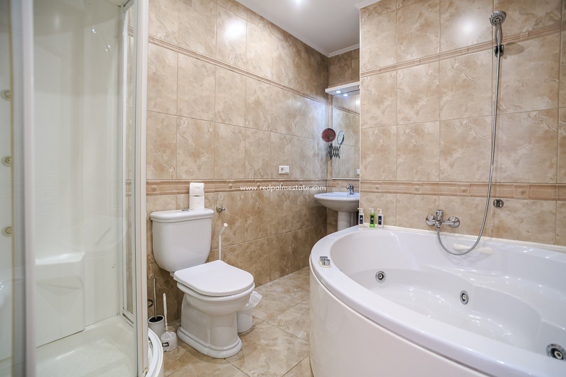 Revente - Villa -
Torrevieja