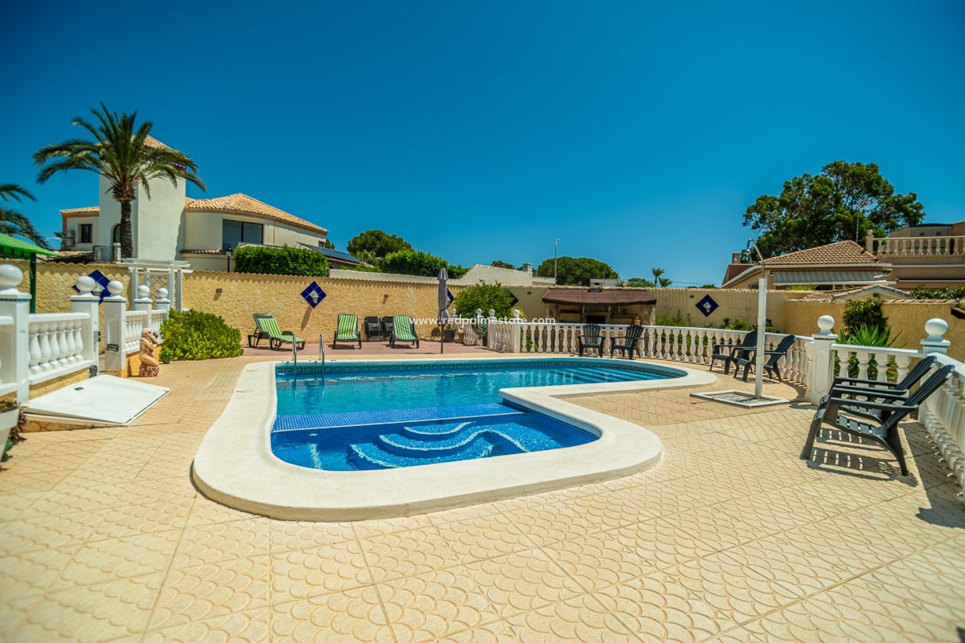 Revente - Villa -
Torrevieja