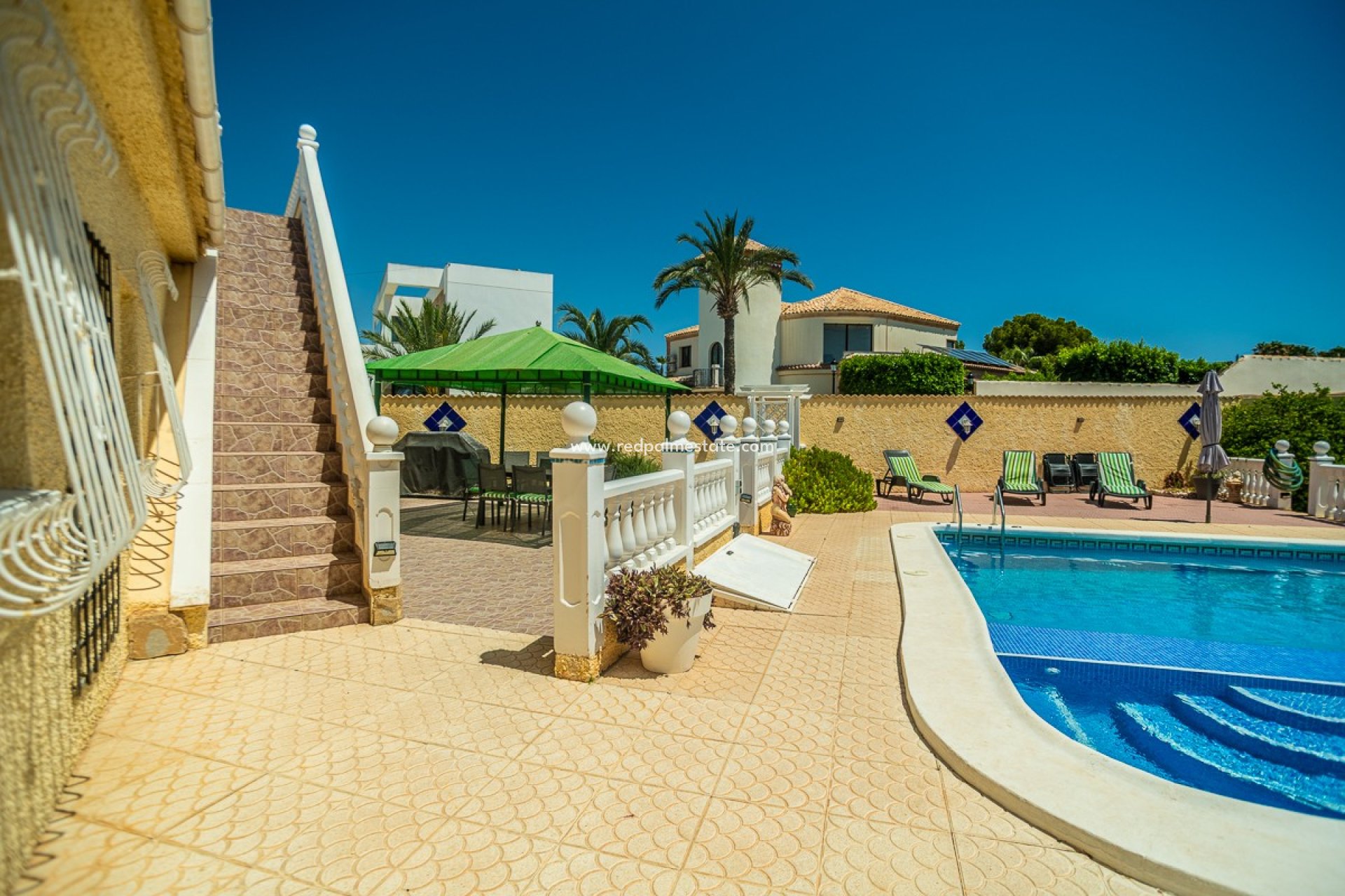 Revente - Villa -
Torrevieja