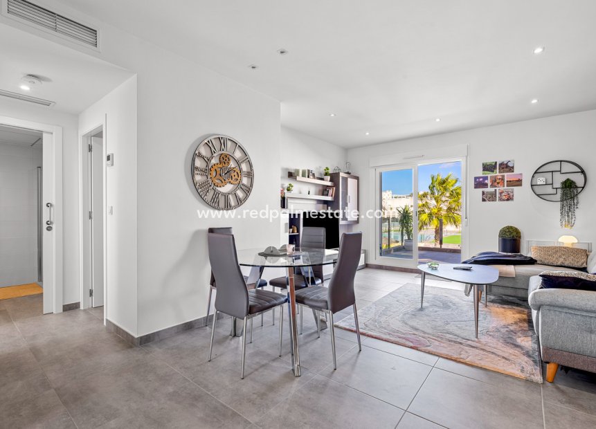 Revente - Villa -
Torrevieja