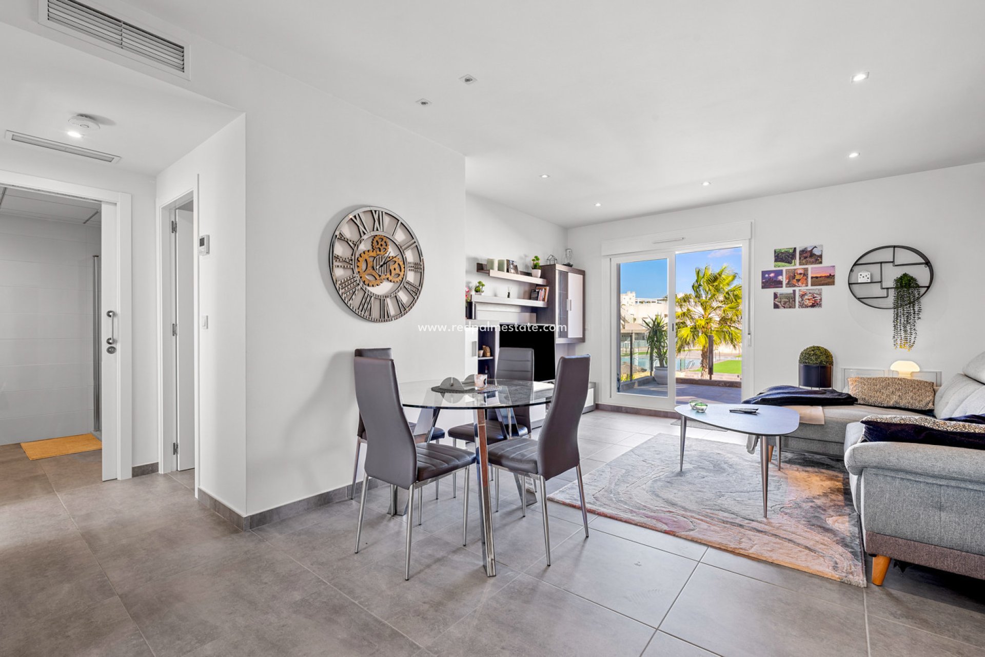 Revente - Villa -
Torrevieja