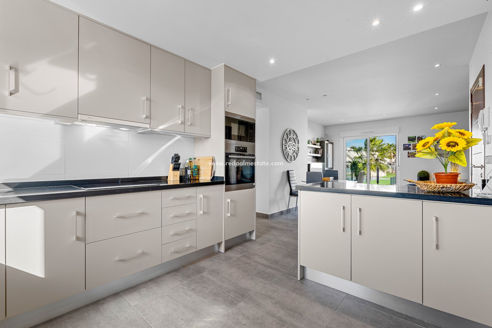 Revente - Villa -
Torrevieja