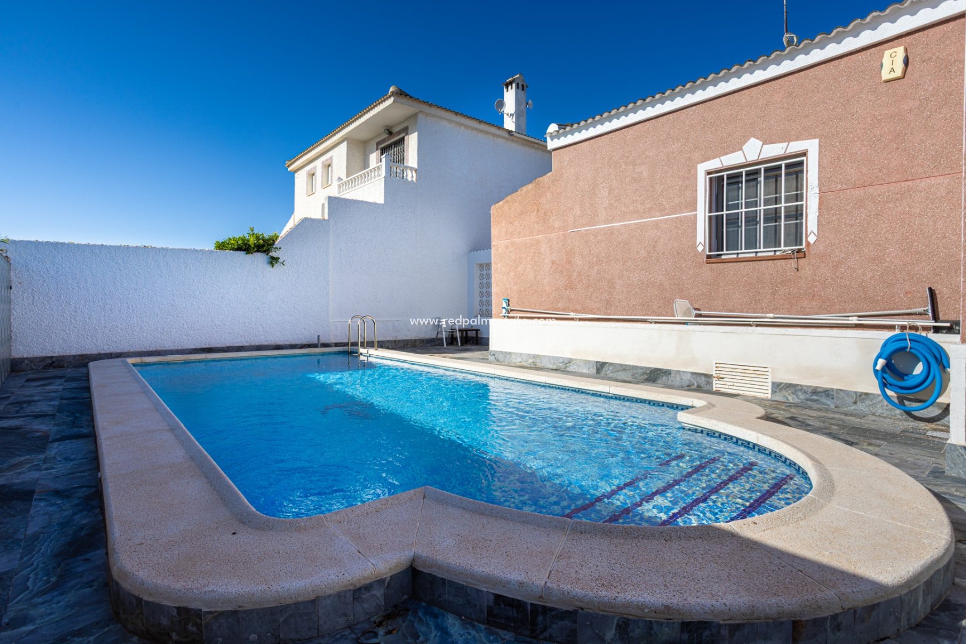 Revente - Villa -
Torrevieja
