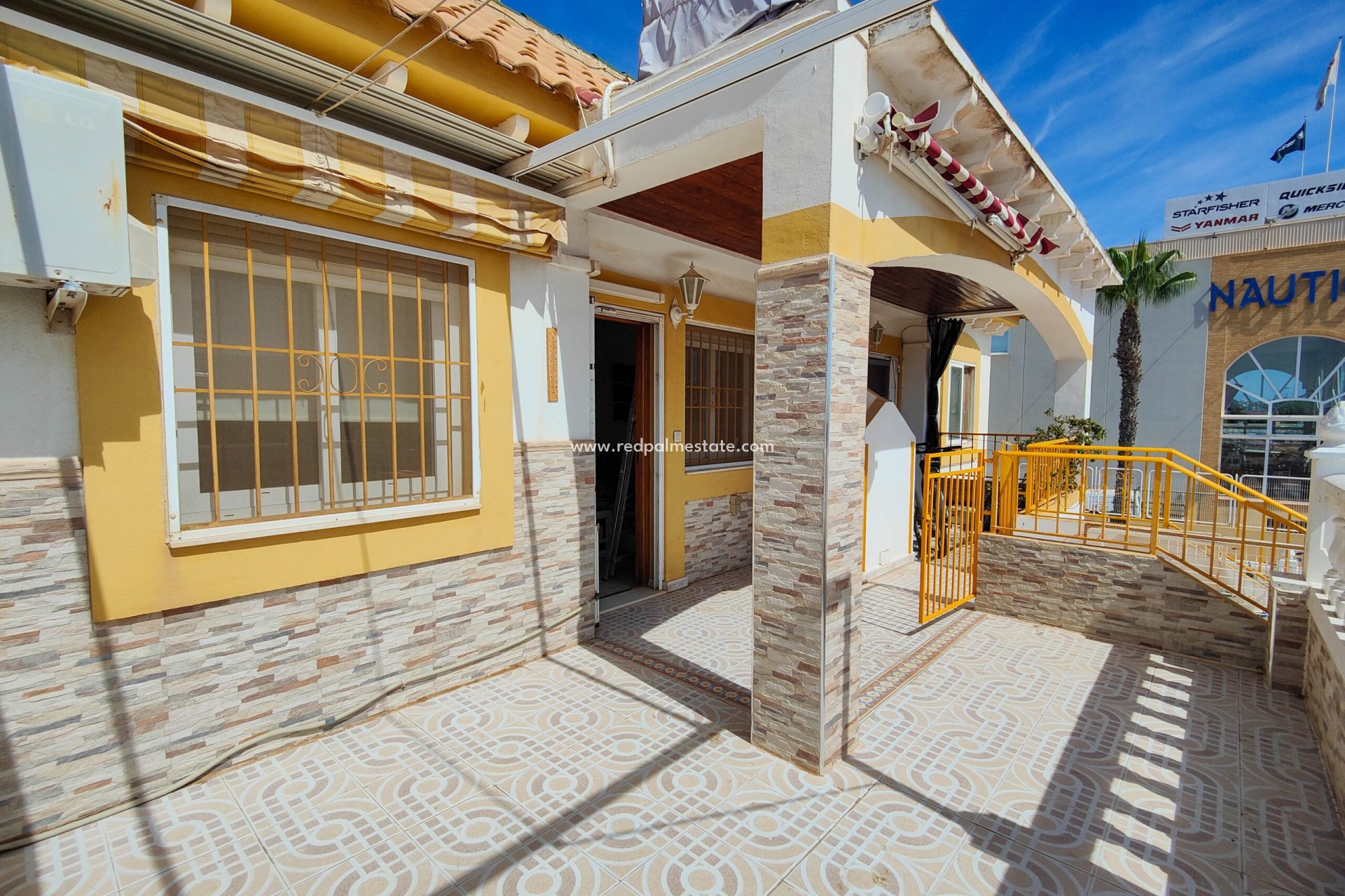 Revente - Villa -
Torrevieja