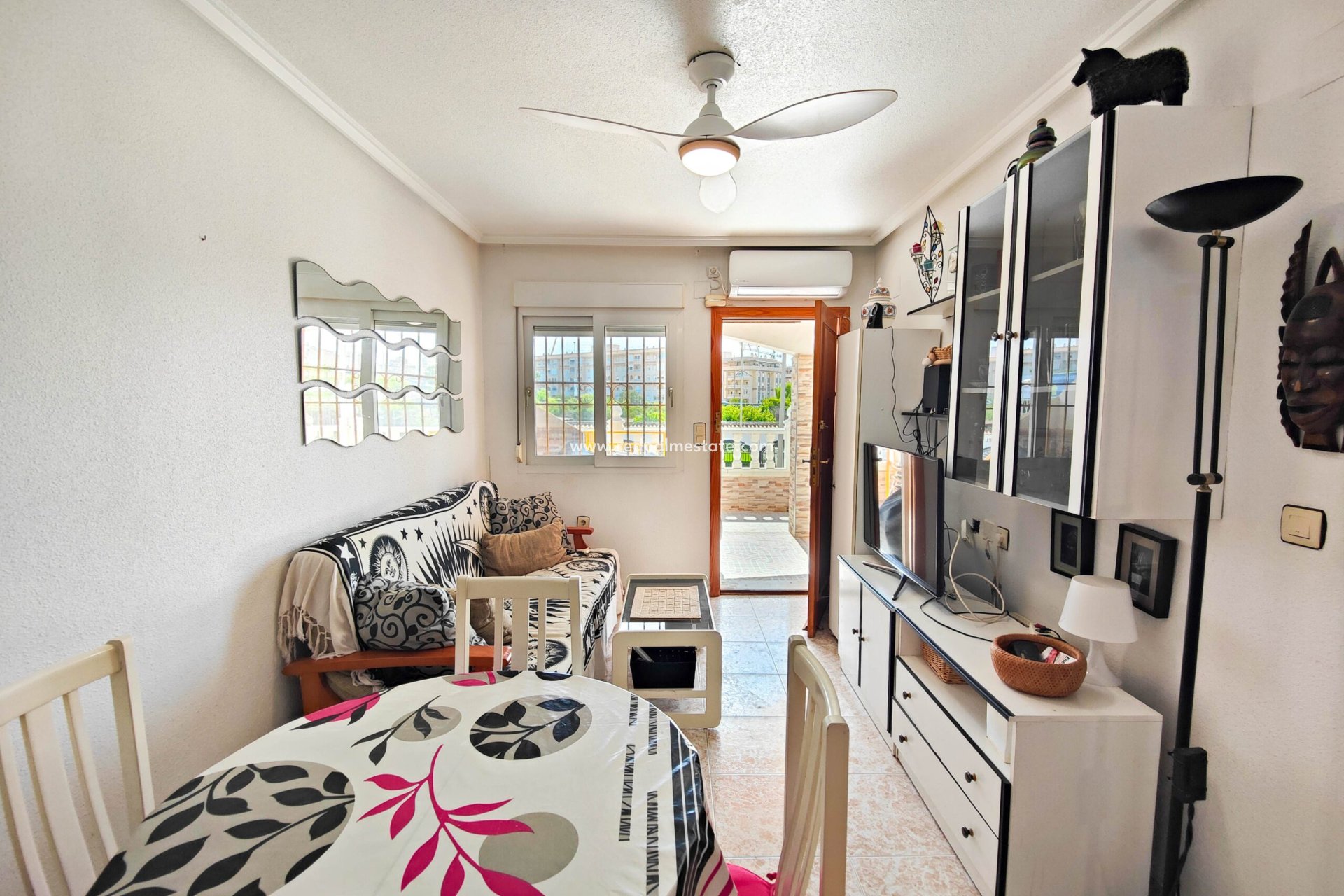 Revente - Villa -
Torrevieja