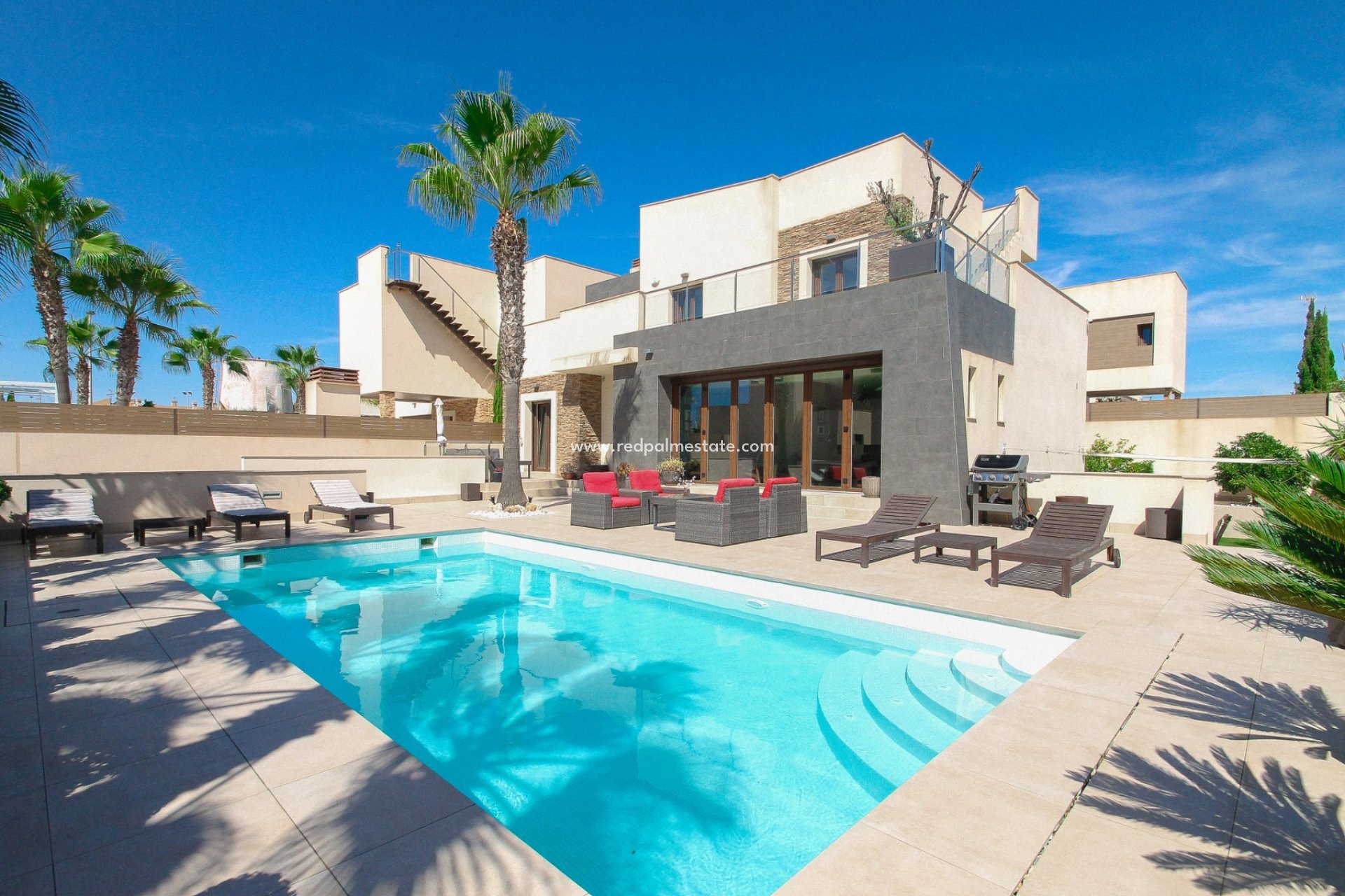 Revente - Villa -
Torrevieja