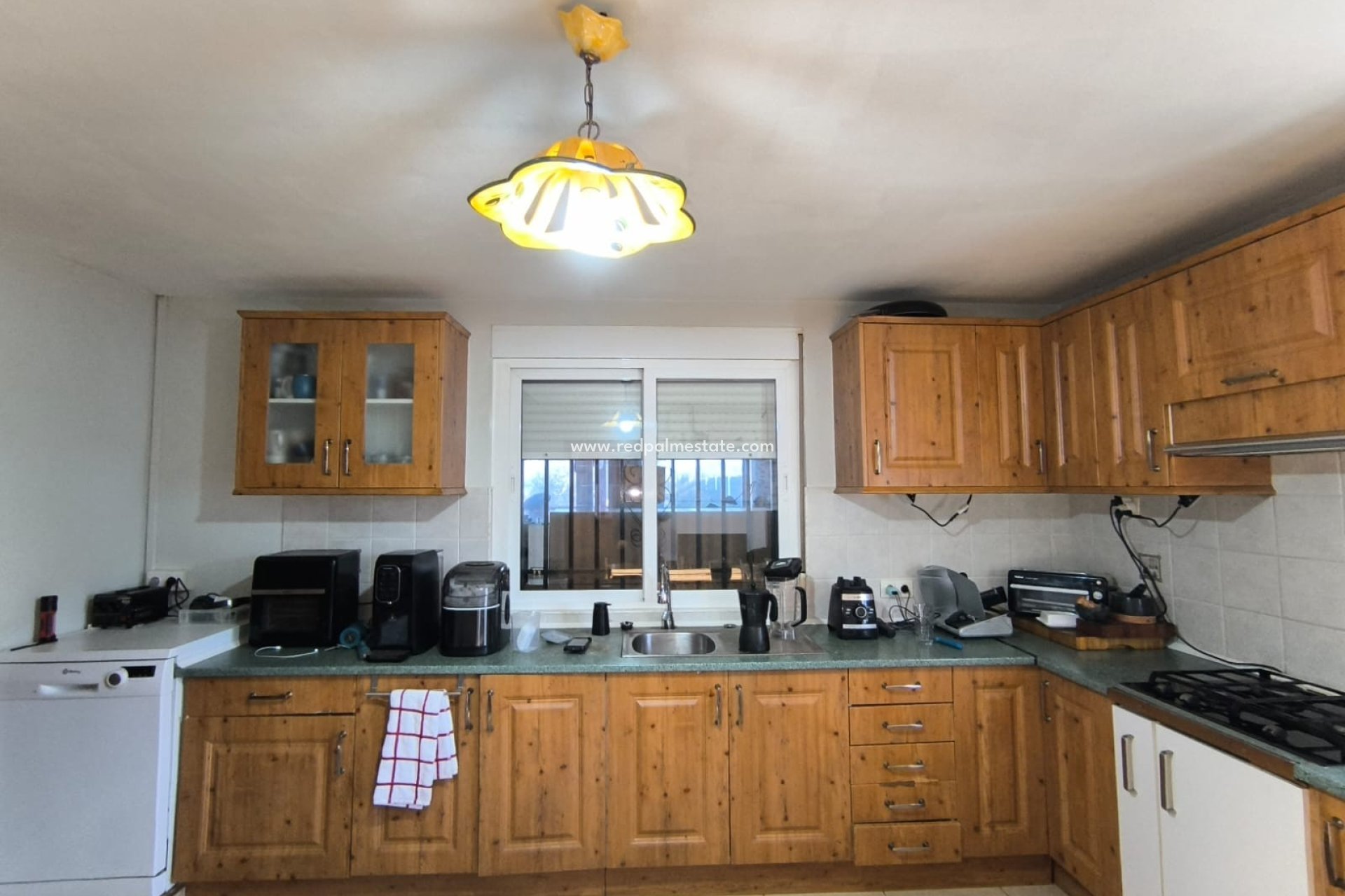 Revente - Villa -
Villena - Inland