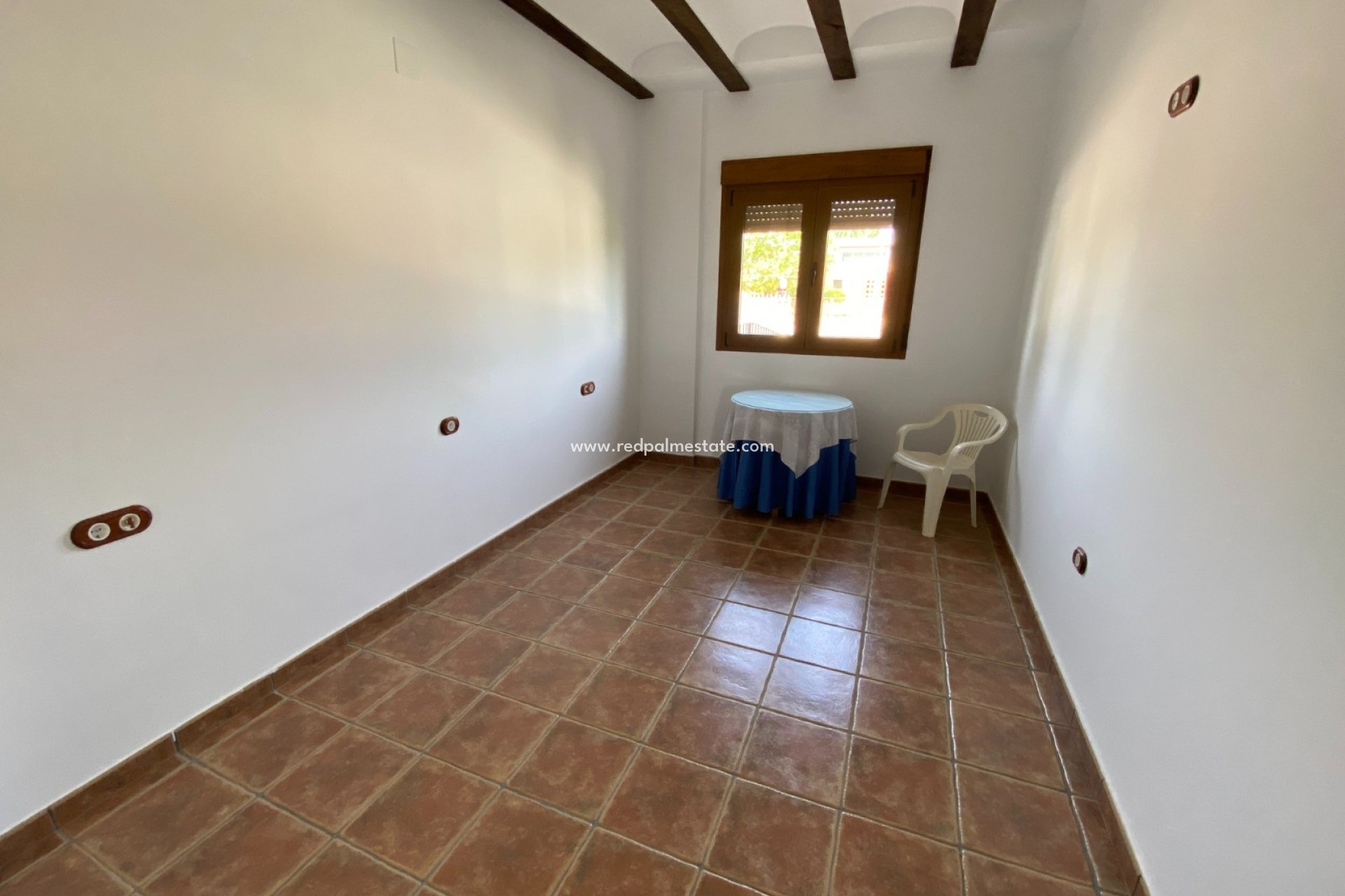 Revente - Villa -
Villena