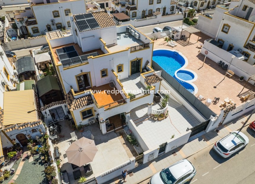 Revente - Villa -
Vistabella Golf Entre Naranjos - Inland