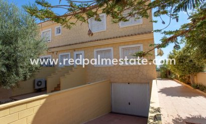 Semi Detached House - Resale - Los Altos - Los Altos