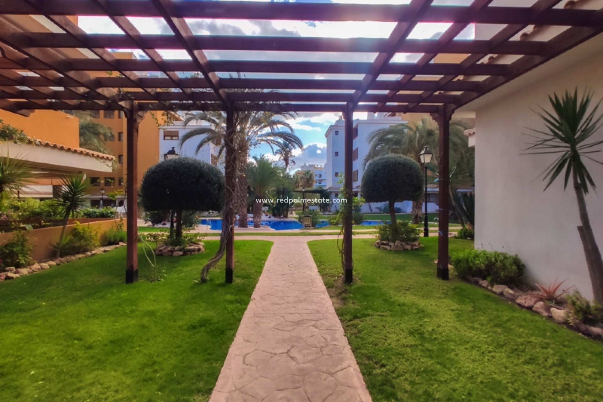 Short Term Rental - Apartments -
Torrevieja - La Entrada