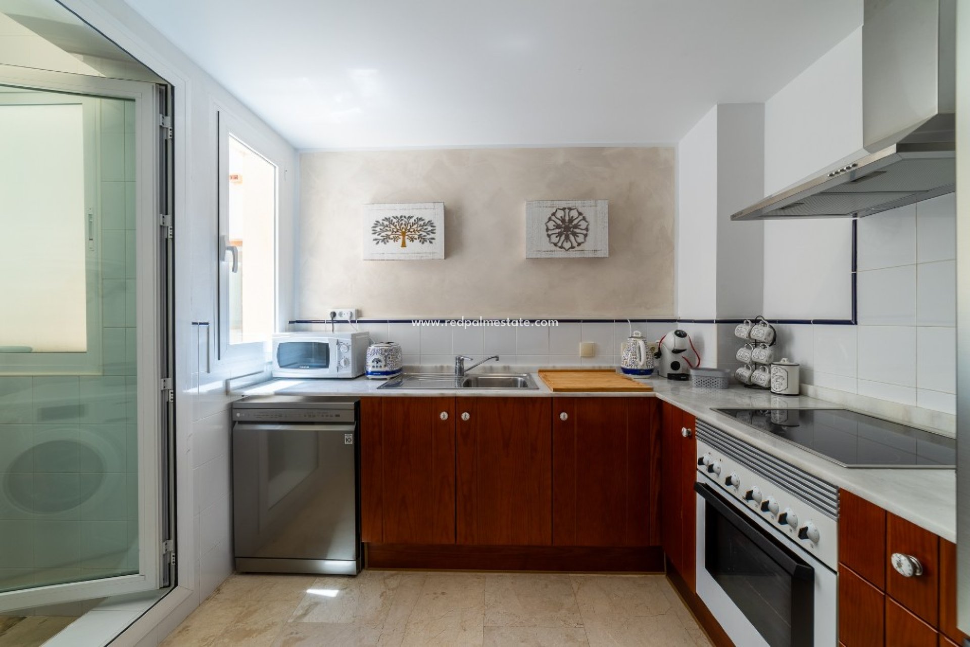 Short Term Rental - Apartments -
Torrevieja - La Entrada