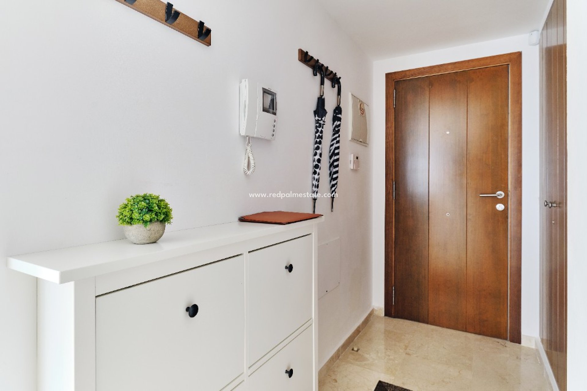 Short Term Rental - Apartments -
Torrevieja - La Entrada