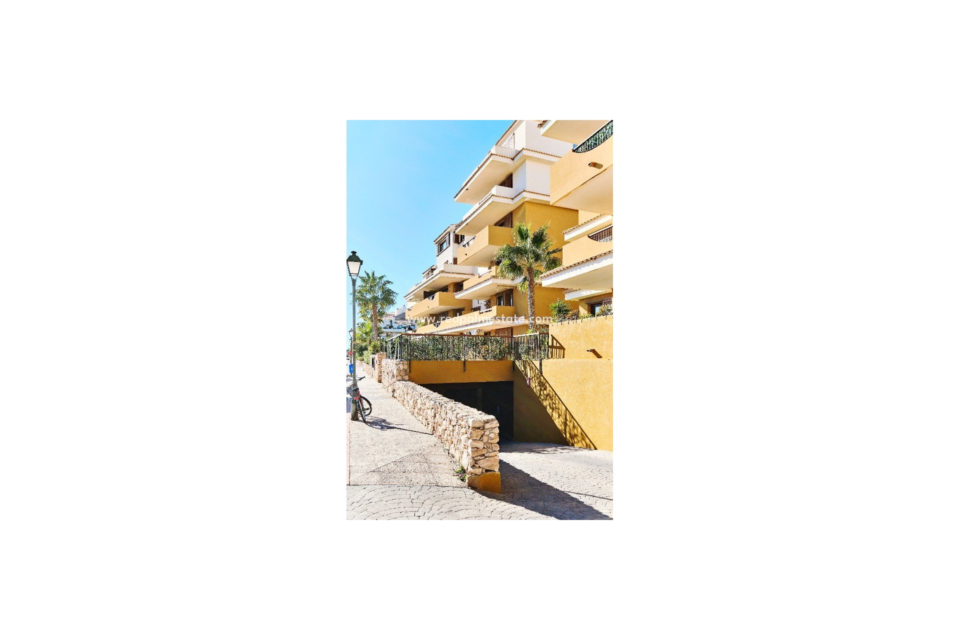 Short Term Rental - Apartments -
Torrevieja - La Entrada