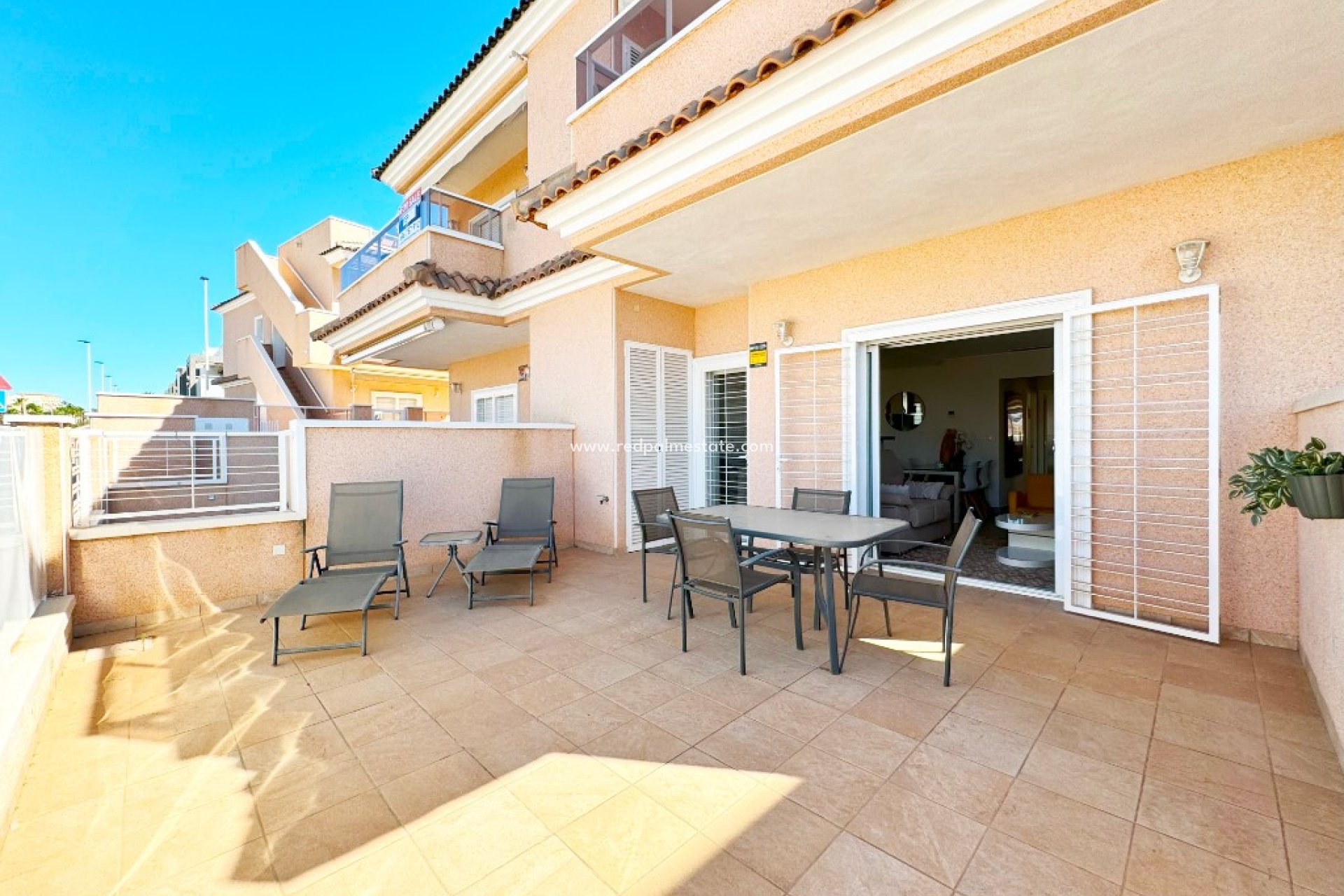 Short Term Rental - Apartments -
Torrevieja - Punta prima