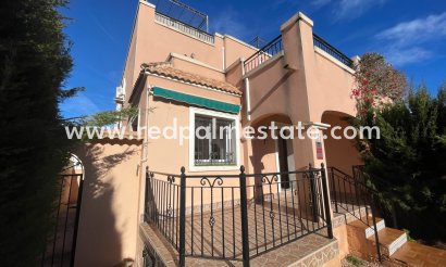 Town House - Resale -
            Montesinos - MR2-88769