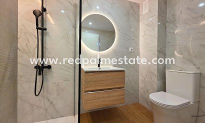 Town House - Resale - Torrevieja - Aguas Nueva