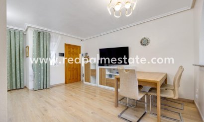 Town House - Resale - Torrevieja - Aguas Nueva