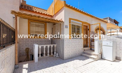 Town House - Resale - Torrevieja - La Siesta - El Salado -  Torreta