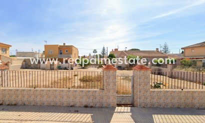 Trama - Reventa -
            Los Urrutias - MR2-58025