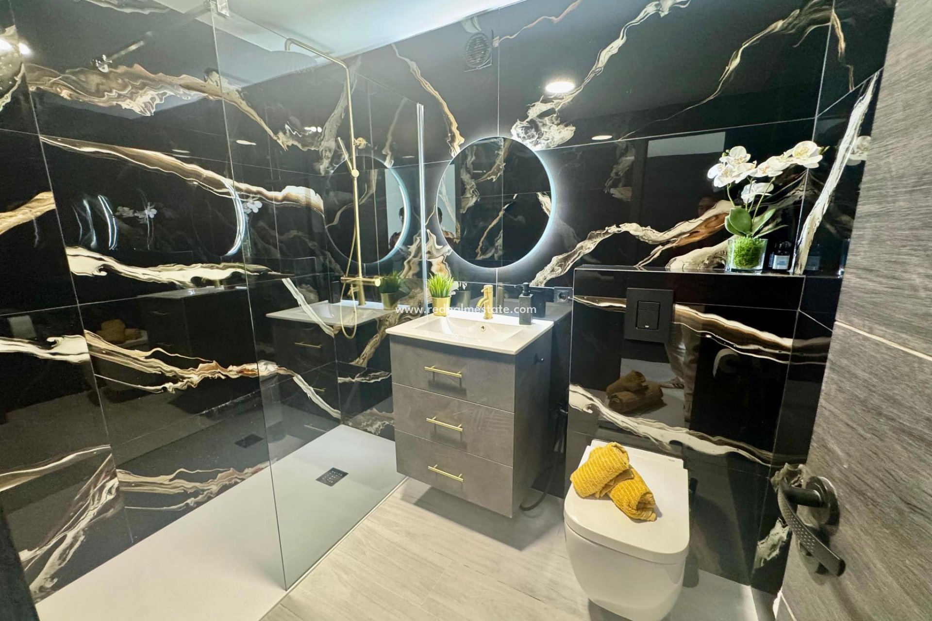 Videresalg - Apartamento -
Torrevieja - Centro Torrevieja