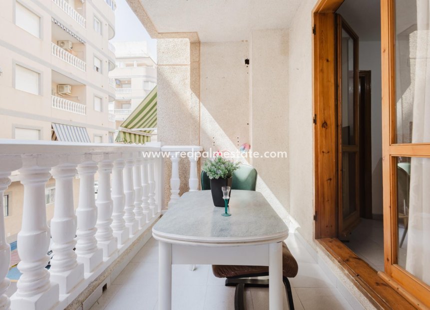 Videresalg - Apartamento -
Torrevieja - El Acequión - Los Náufragos