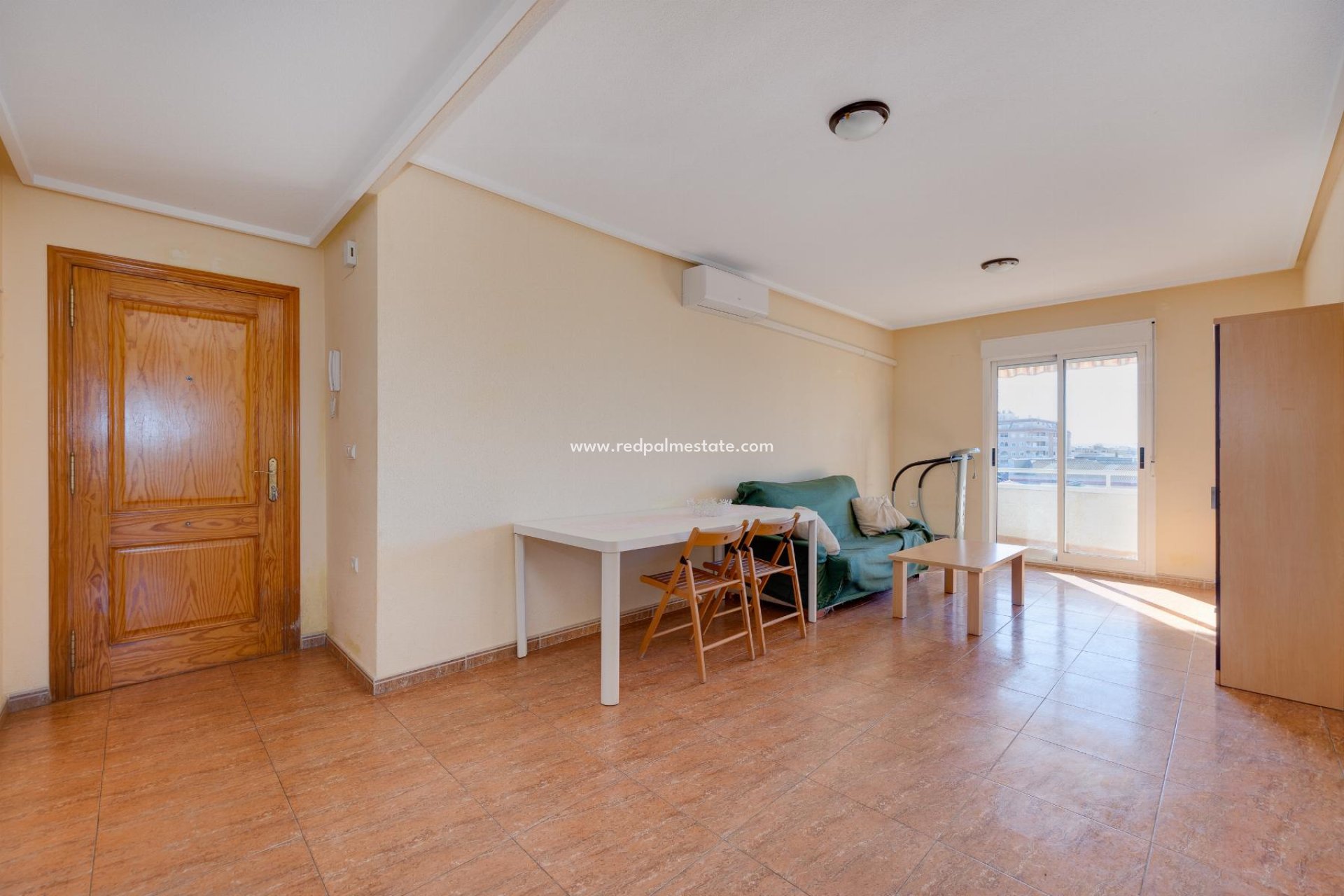 Videresalg - Apartamento -
Torrevieja - PARQUE DE LAS NACIONES