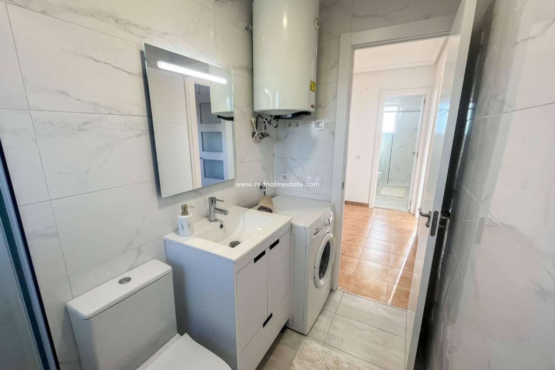 Videresalg - Apartamento -
Torrevieja - Punta prima