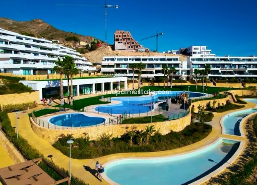 Videresalg - Bungalow -
Benidorm