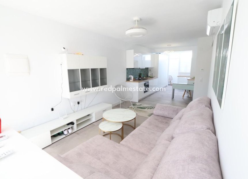 Videresalg - Bungalow -
Benijofar