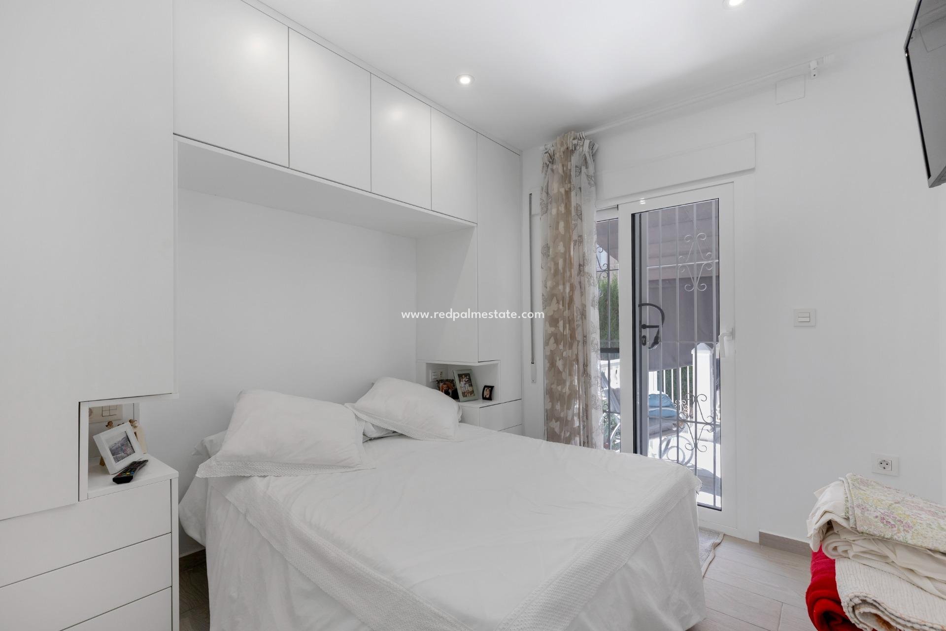 Videresalg - Bungalow -
Guardamar del Segura - Urbanizaciones