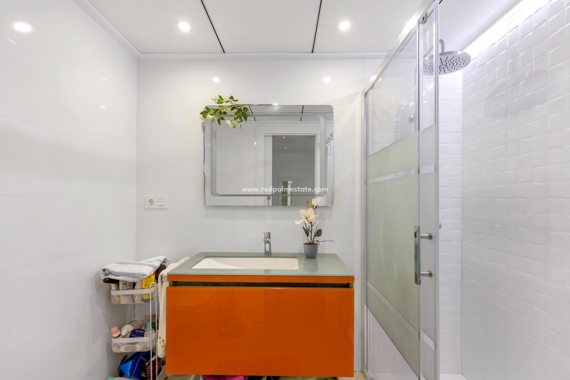 Videresalg - Bungalow -
Guardamar del Segura - Urbanizaciones