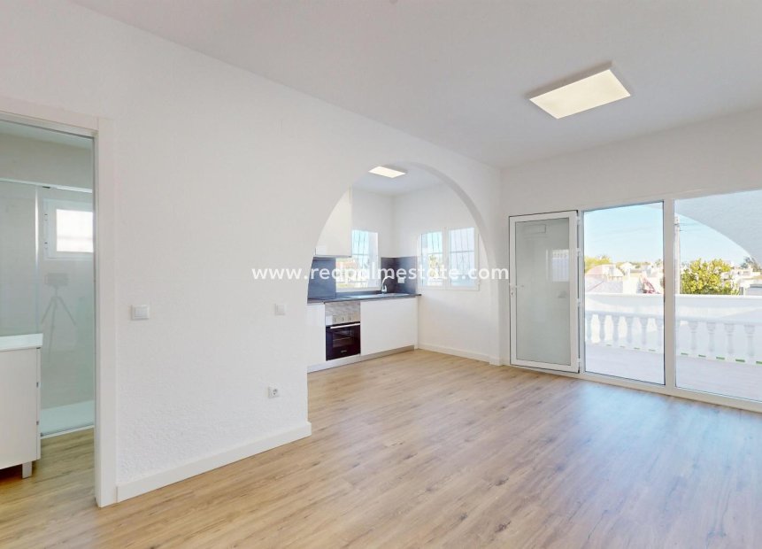 Videresalg - Bungalow -
Orihuela Costa - Blue Lagoon