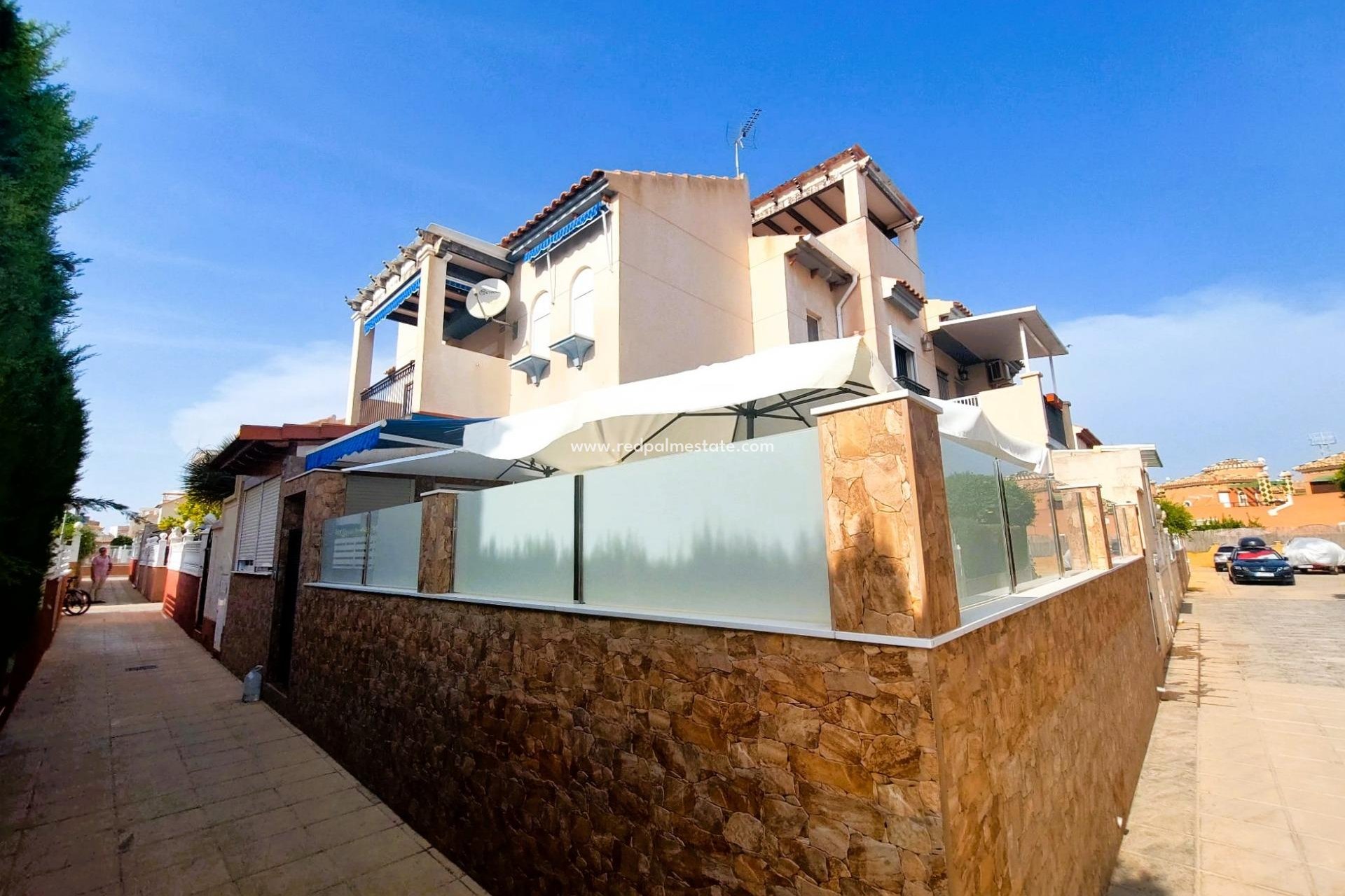 Videresalg - Bungalow -
Orihuela Costa - Costa Blanca