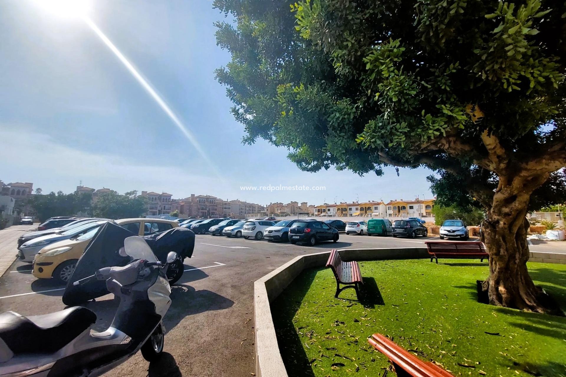 Videresalg - Bungalow -
Orihuela Costa - Costa Blanca