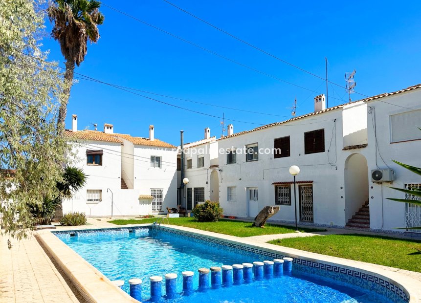 Videresalg - Bungalow -
Orihuela Costa - Costa Blanca