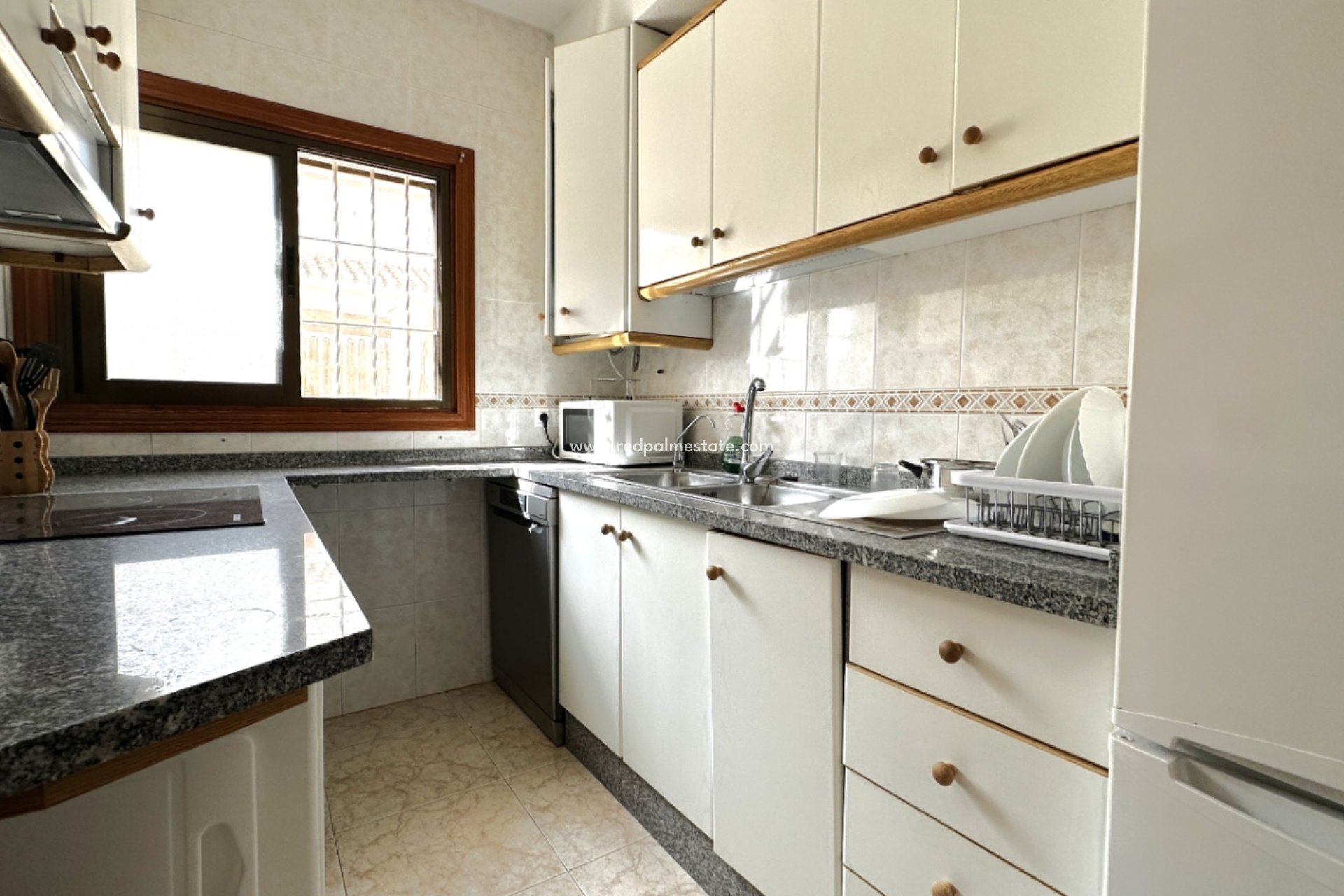 Videresalg - Bungalow -
Orihuela Costa - Inland