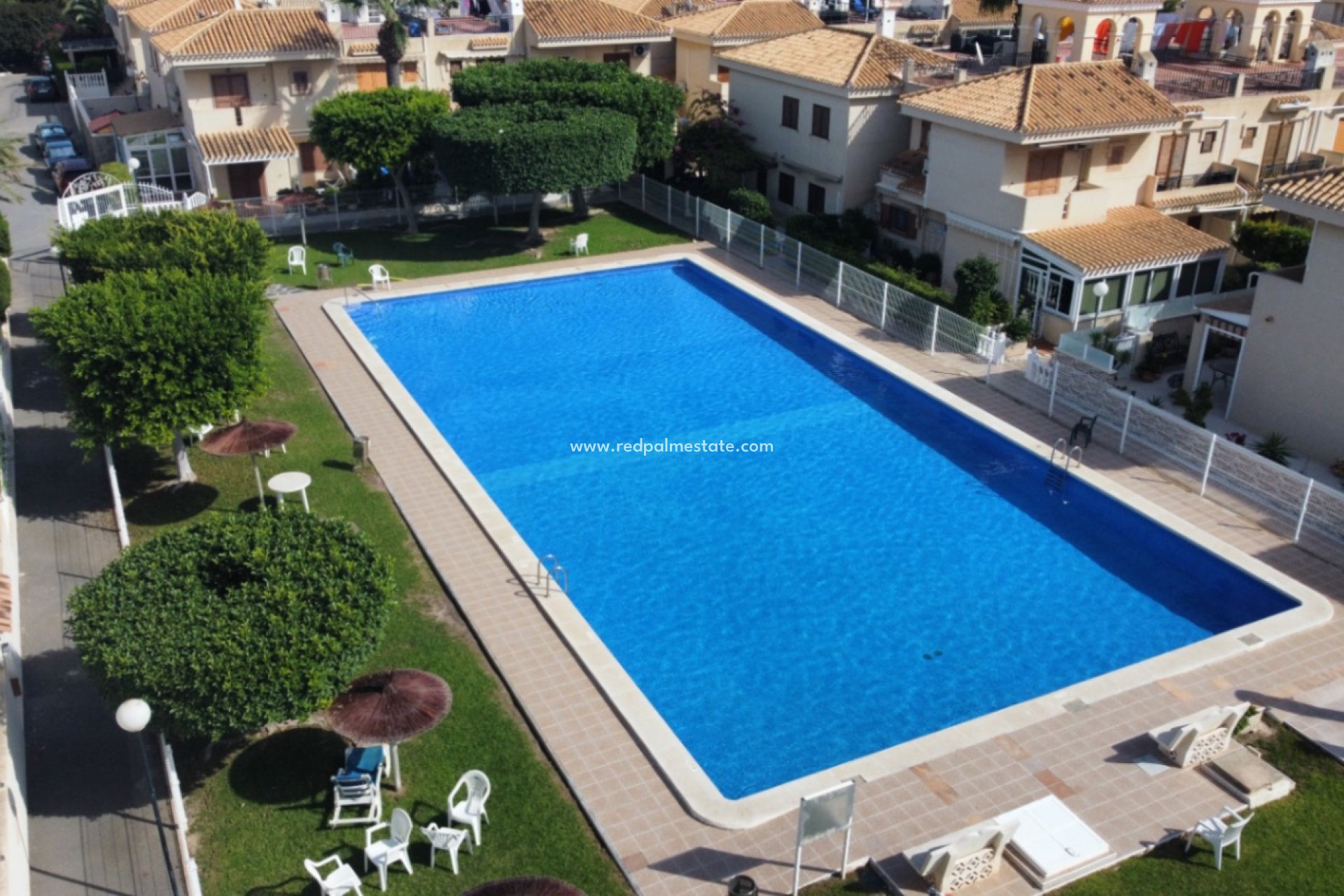 Videresalg - Bungalow -
Orihuela Costa - Inland