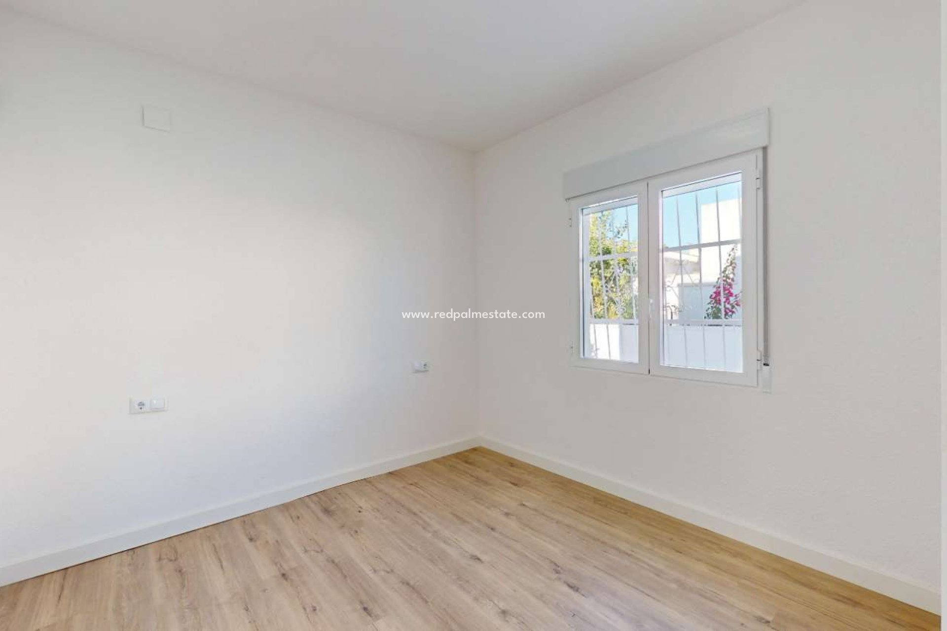 Videresalg - Bungalow -
Orihuela Costa - Inland