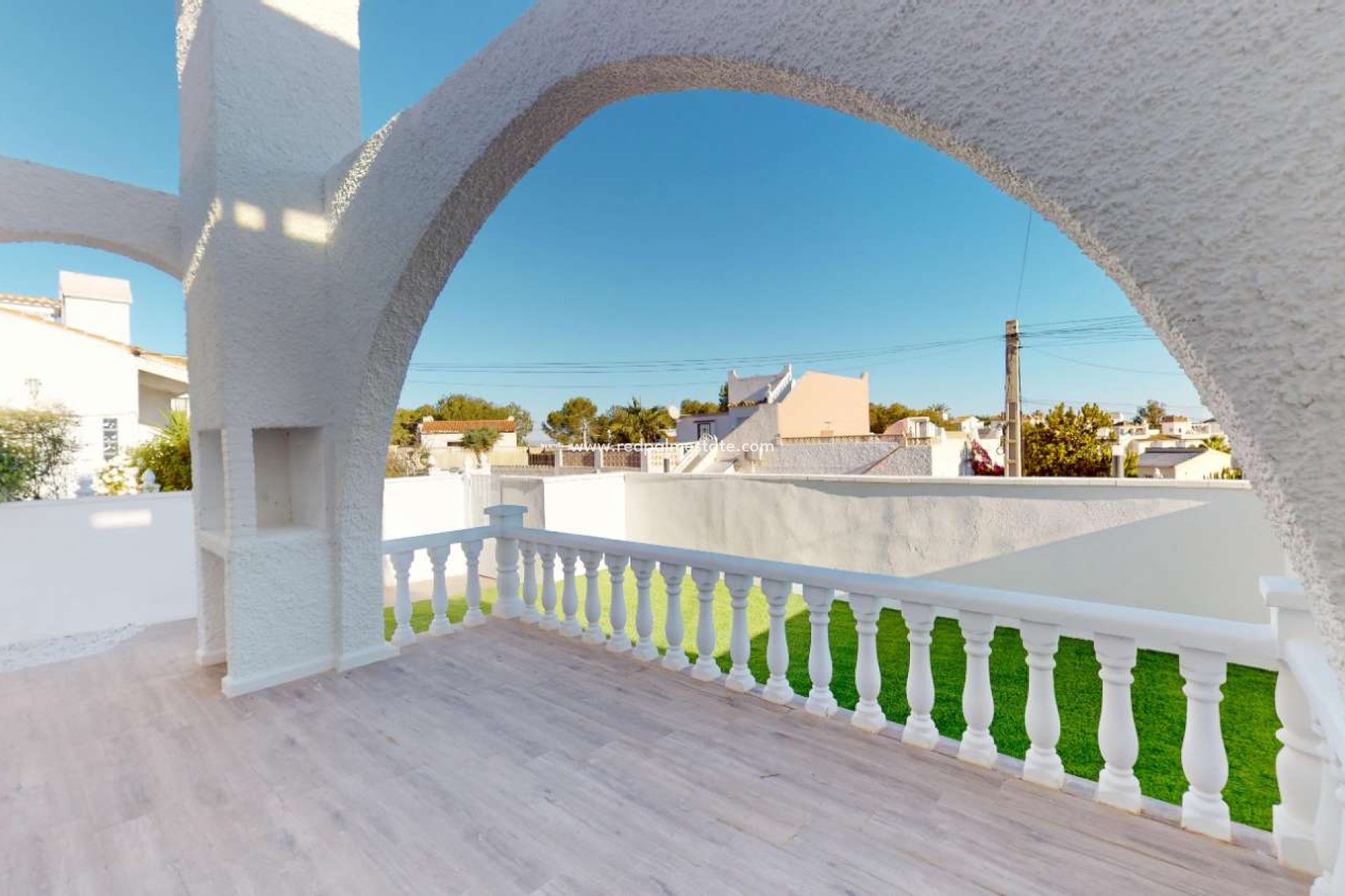Videresalg - Bungalow -
Orihuela Costa - Inland