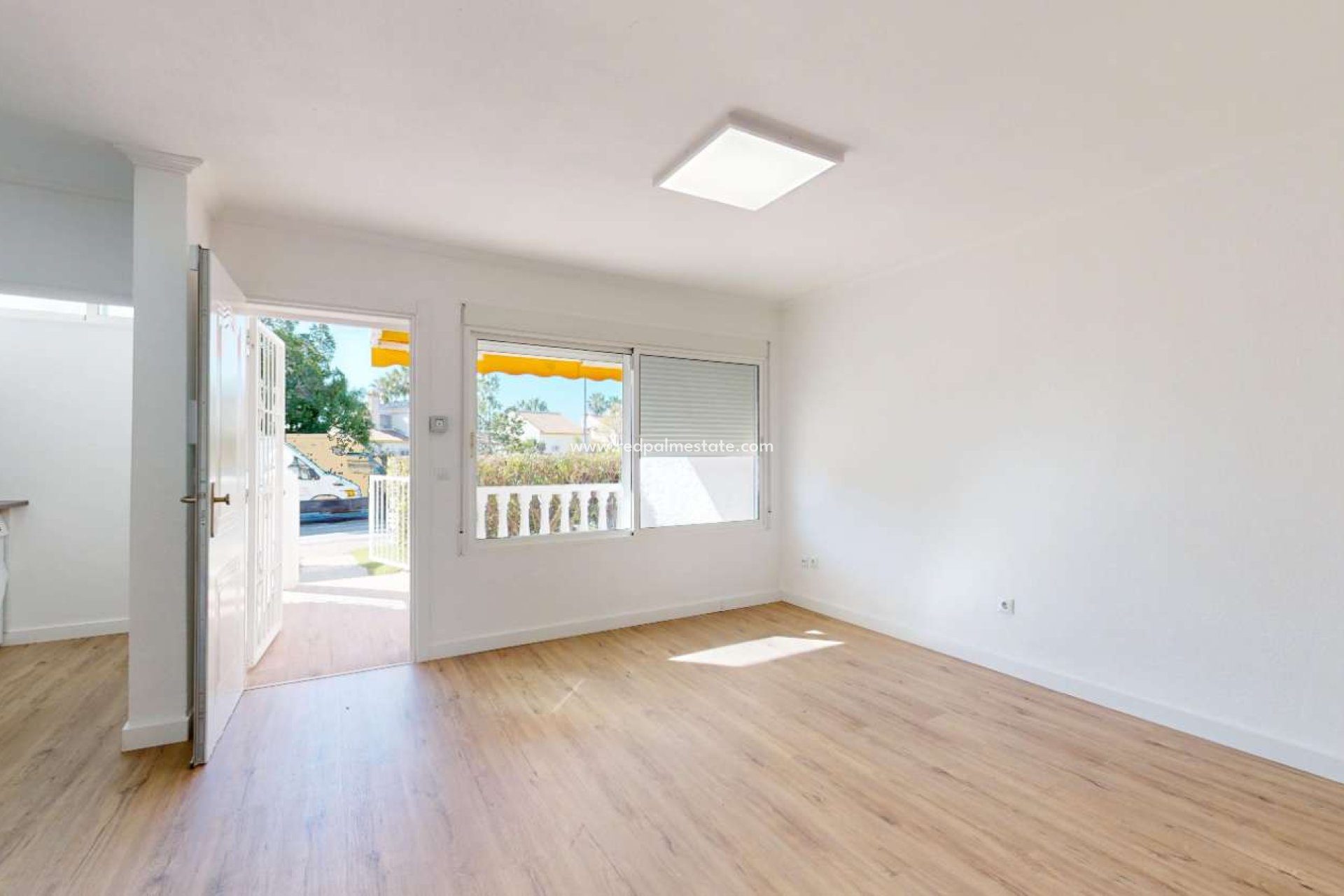 Videresalg - Bungalow -
Orihuela Costa - Inland