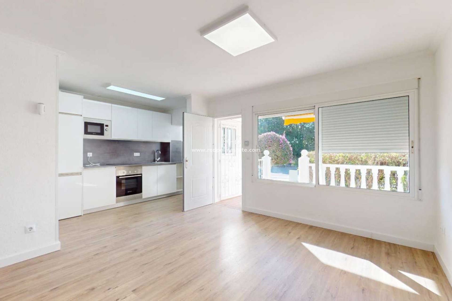 Videresalg - Bungalow -
Orihuela Costa - Inland