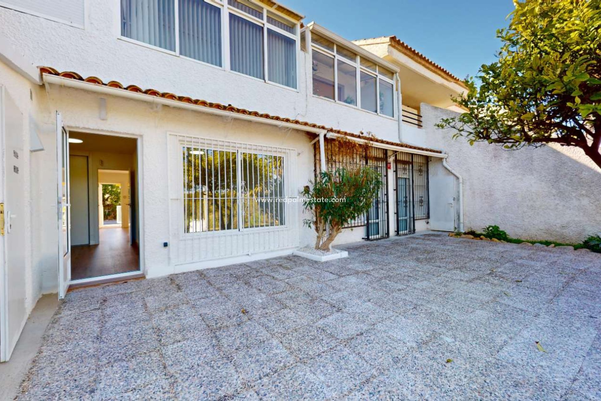 Videresalg - Bungalow -
Orihuela Costa - Inland