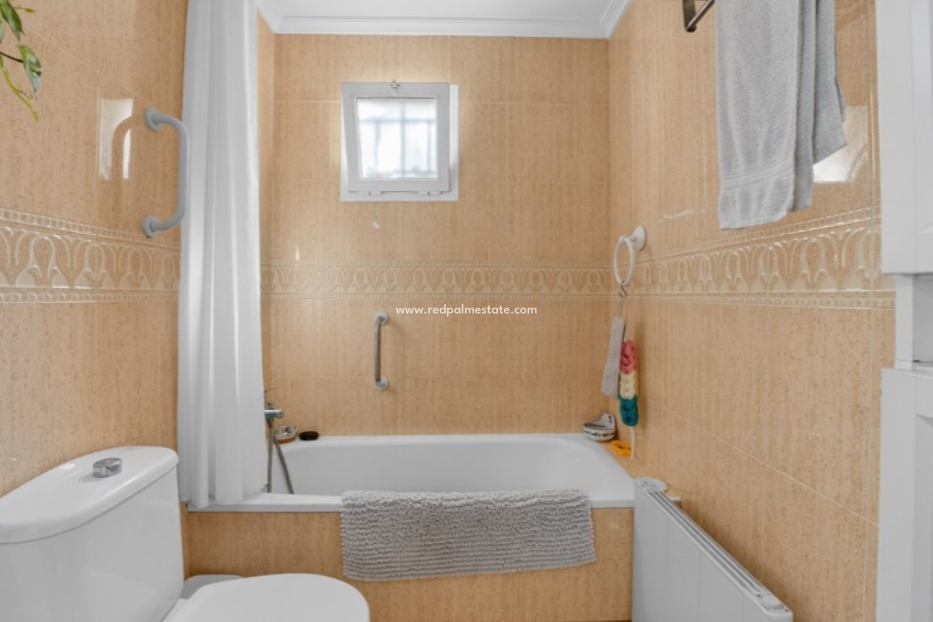 Videresalg - Bungalow -
Orihuela Costa - Inland