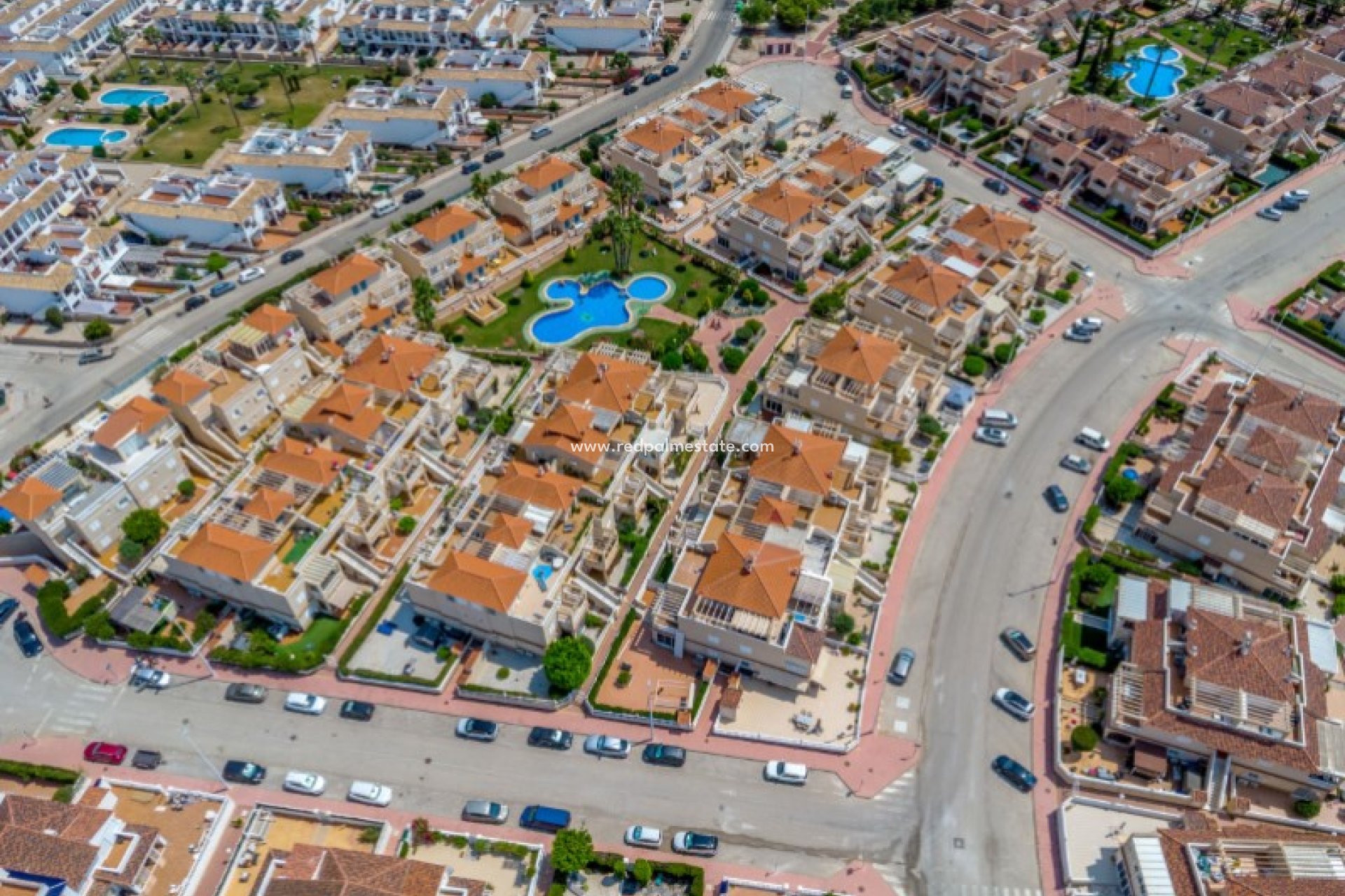 Videresalg - Bungalow -
Orihuela Costa - Inland