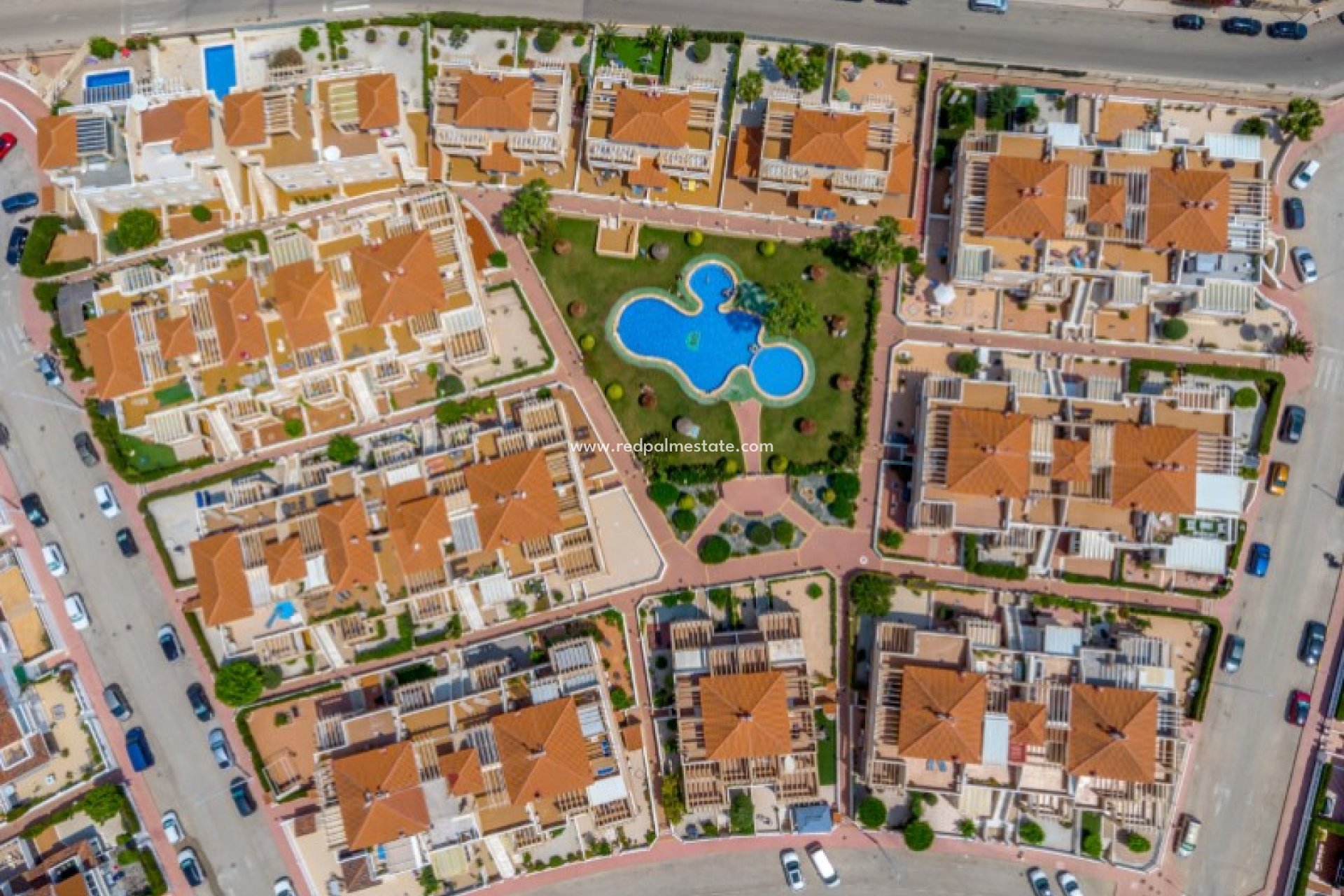 Videresalg - Bungalow -
Orihuela Costa - Inland
